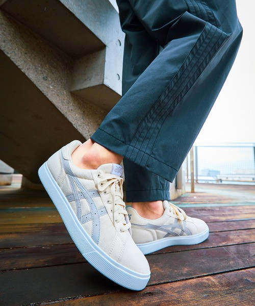 JP3967A900 日本特價【30%OFF】 ASICS CLASSIC CT 運動休閒鞋 奶茶色