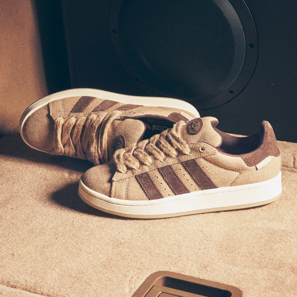 JP2211H006 adidas CAMPUS 00s TKO運動鞋 發光 麻質鞋面